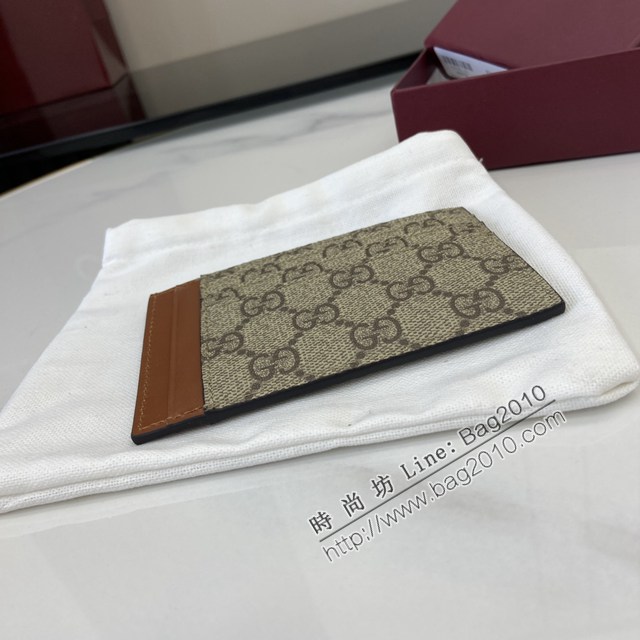 Gucci專櫃古馳最新款Emblem系列經典圖案卡包男士卡片夾 jh2704型號：821208